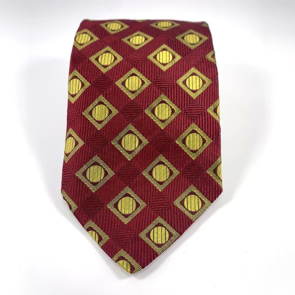 Bolgheri of Italy Mens Tie Crimson Maroon w Gold Geometric Design 100% Silk Repp